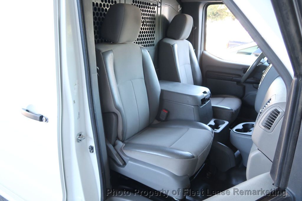 2019 Nissan NV Cargo NV2500 SV Low Roof Cargo Van Ladder Rack - 22945421 - 21