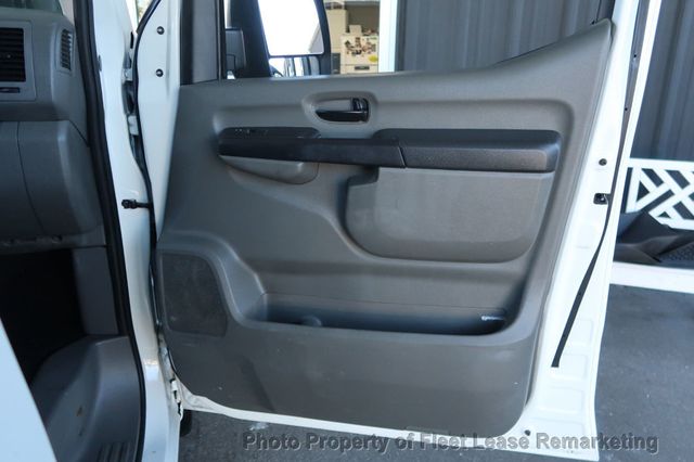 2019 Nissan NV Cargo NV2500 SV Low Roof Cargo Van Ladder Rack - 22945421 - 23