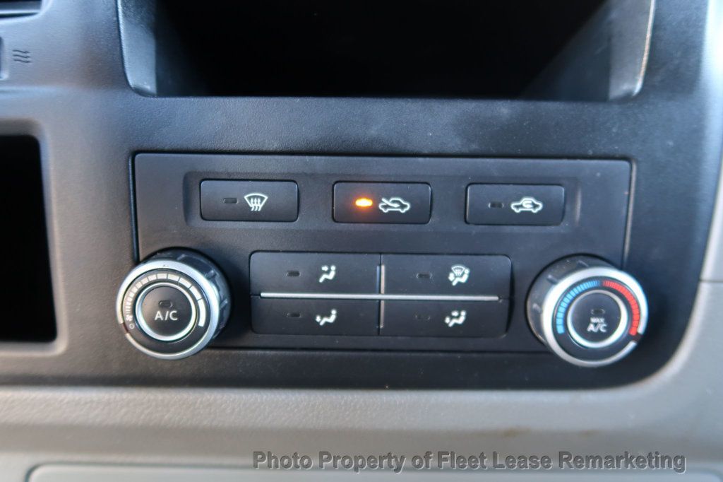 2019 Nissan NV Cargo NV2500 SV Low Roof Cargo Van Ladder Rack - 22945421 - 28