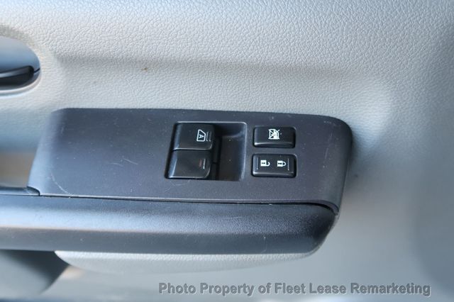 2019 Nissan NV Cargo NV2500 SV Low Roof Cargo Van Ladder Rack - 22945421 - 34