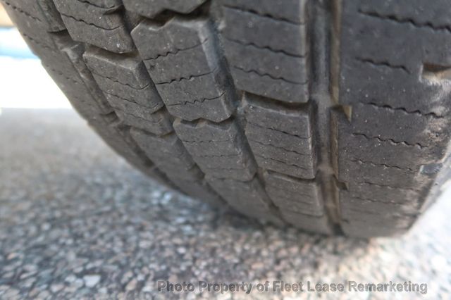 2019 Nissan NV Cargo NV2500 SV Low Roof Cargo Van Ladder Rack - 22945421 - 41