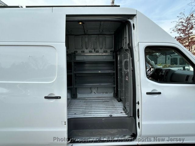 2019 Nissan NV Cargo NV3500 HD High Roof V8  - 22637414 - 36