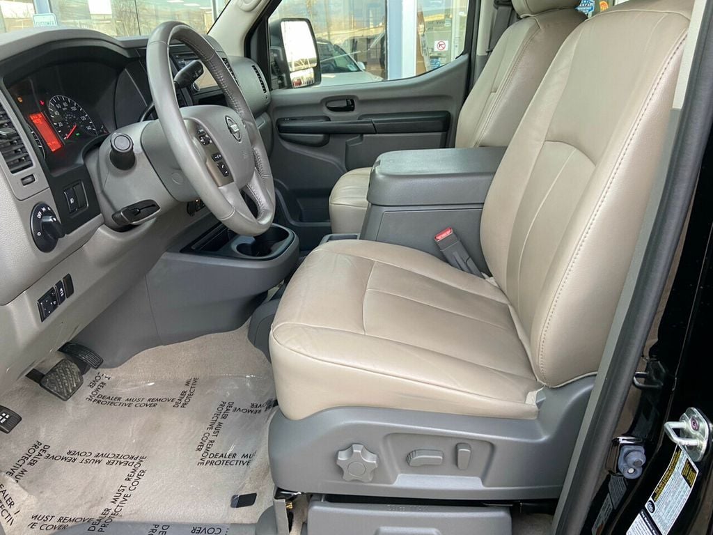 2019 Nissan NV Passenger V8 HD SL - 22314317 - 13