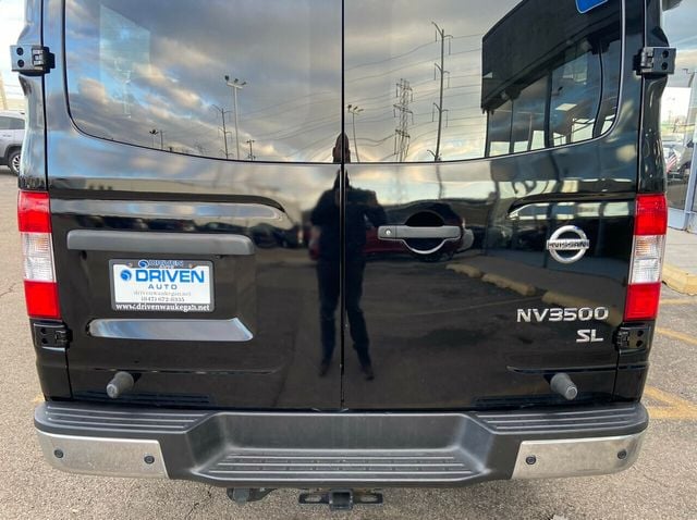 2019 Nissan NV Passenger V8 HD SL - 22314317 - 39