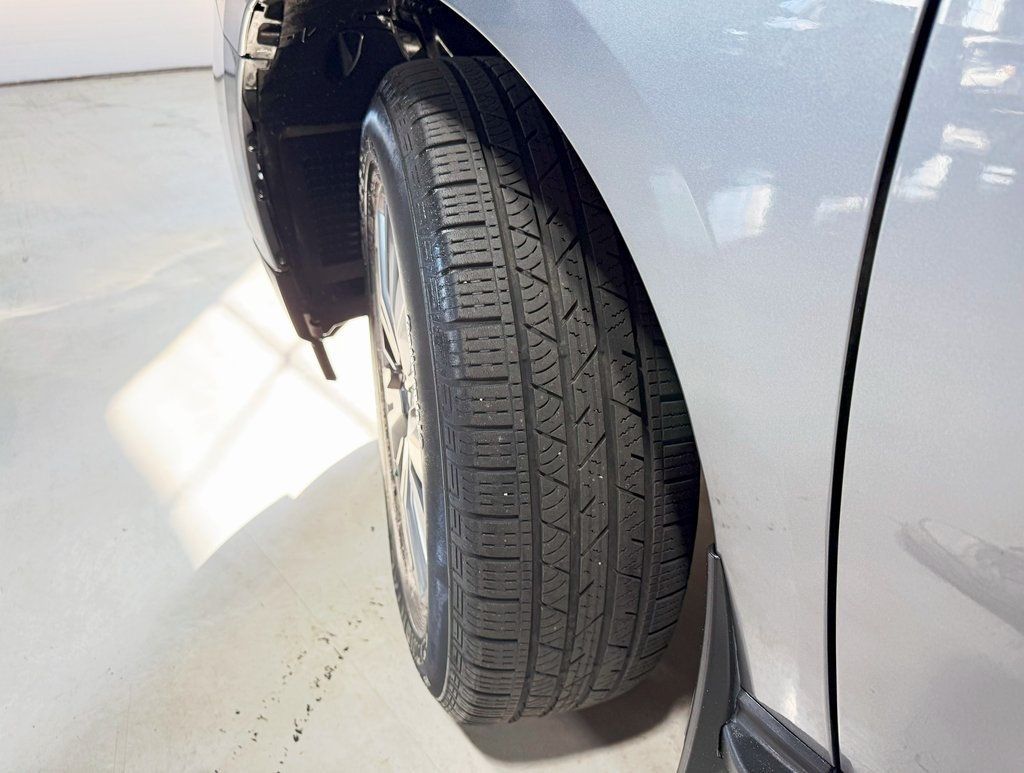 2019 Nissan Pathfinder 4x4 S photo 3