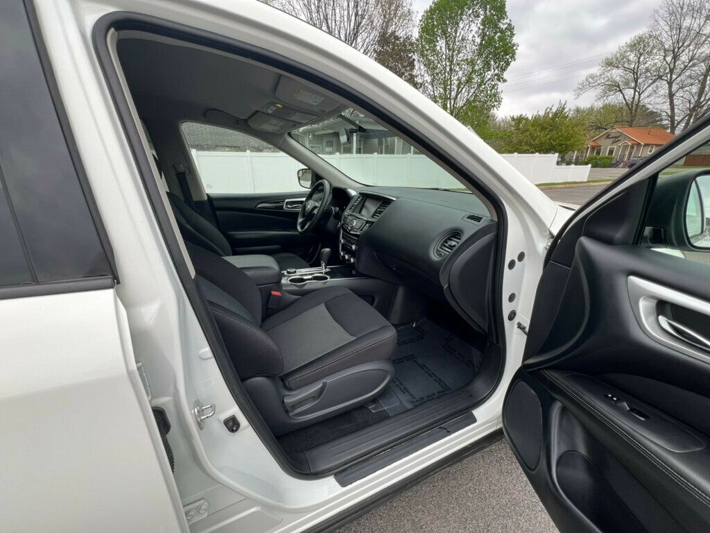 2019 Nissan Pathfinder 4x4 S - 22381195 - 17