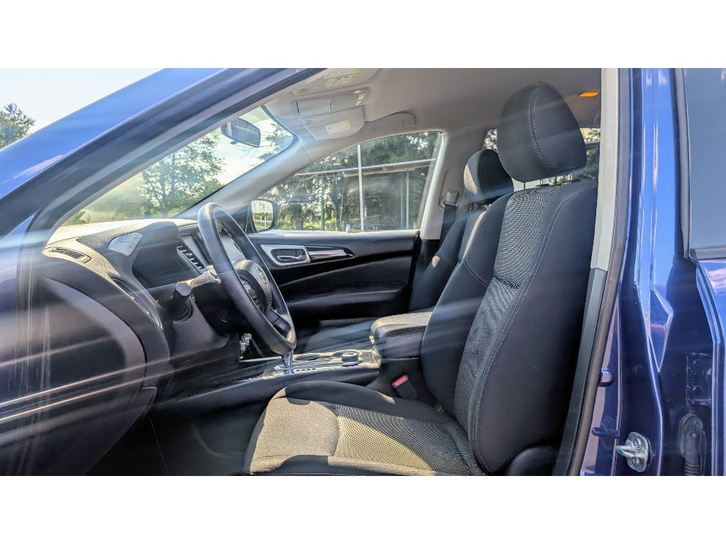 2019 Nissan Pathfinder 4x4 S photo 14