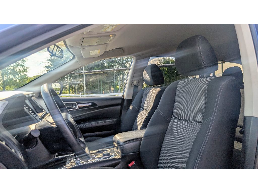 2019 Nissan Pathfinder 4x4 S photo 15