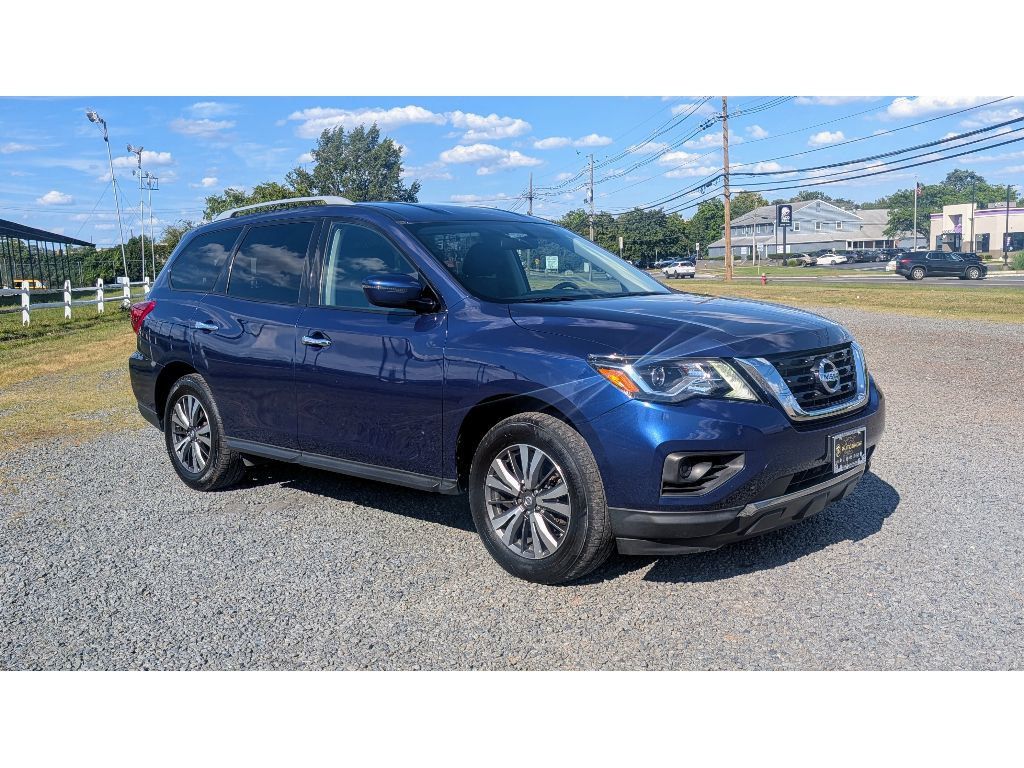 2019 Nissan Pathfinder 4x4 S photo 3