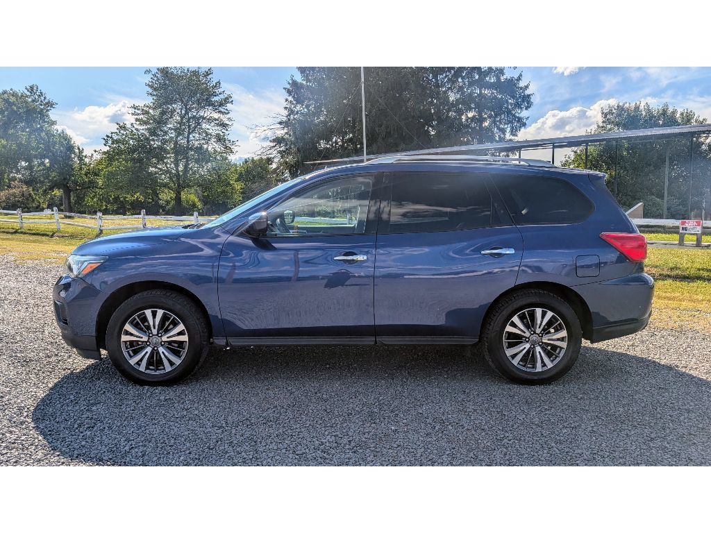 2019 Nissan Pathfinder 4x4 S photo 4