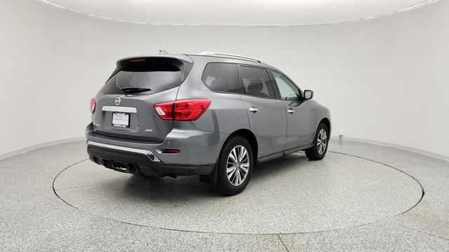 2019 Nissan Pathfinder 4x4 S - 22969079 - 3