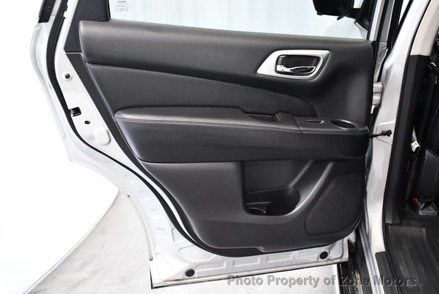 2019 Nissan Pathfinder 4x4 SL - 22436954 - 46