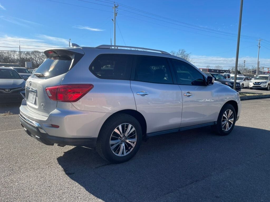 2019 Nissan Pathfinder 4x4 SL - 22749090 - 3