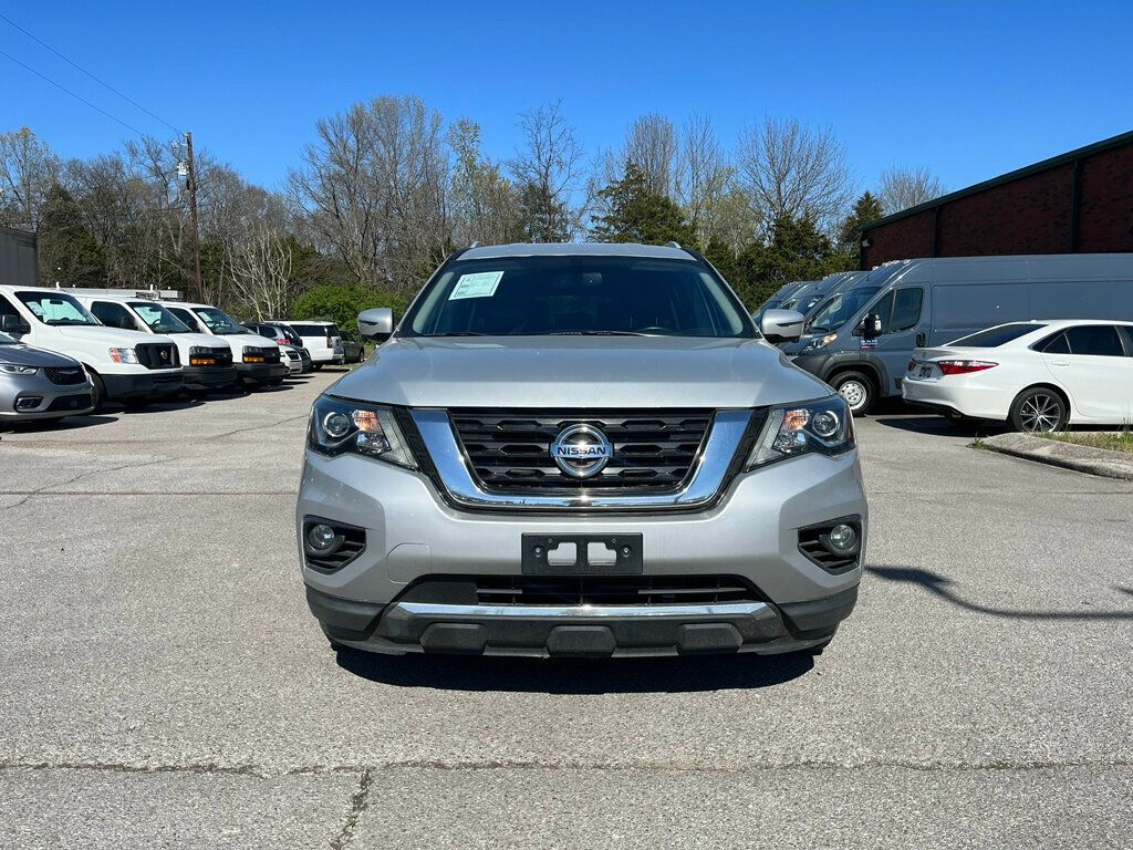 2019 Nissan Pathfinder 4x4 SL photo 2