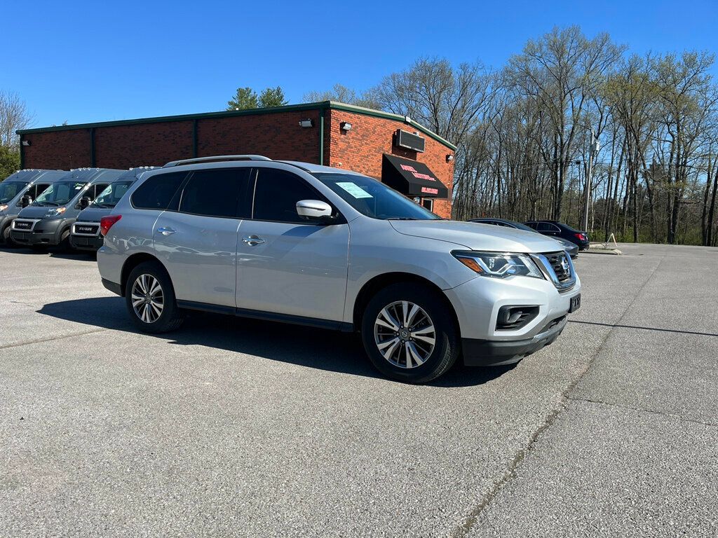 2019 Nissan Pathfinder 4x4 SL photo 3