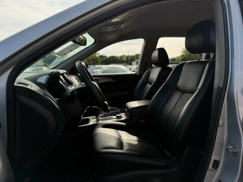 2019 Nissan Pathfinder 4x4 SL - 22913352 - 11