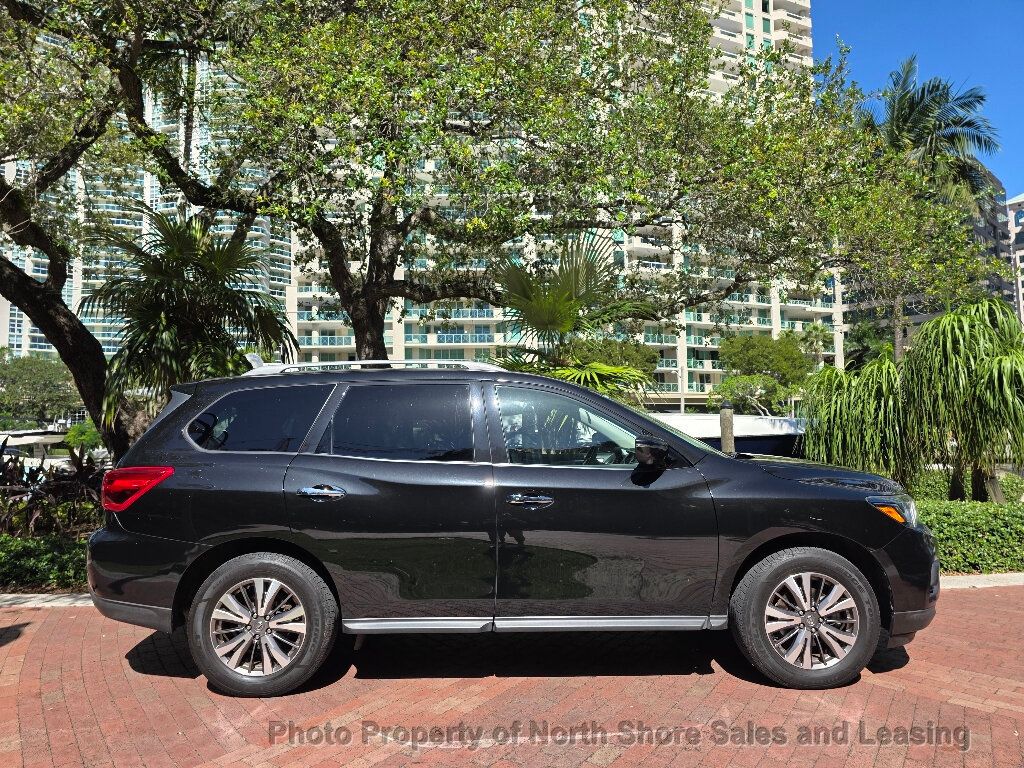 2019 Nissan Pathfinder 4x4 SL photo 4