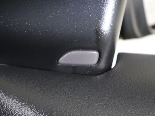 2019 Nissan Pathfinder 4x4 SV - 22976250 - 36