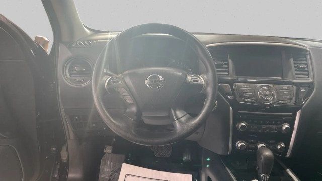 2019 Nissan Pathfinder FWD S - 22984302 - 16
