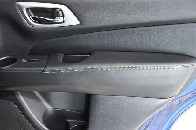 2019 Nissan Pathfinder FWD S - 22961547 - 16