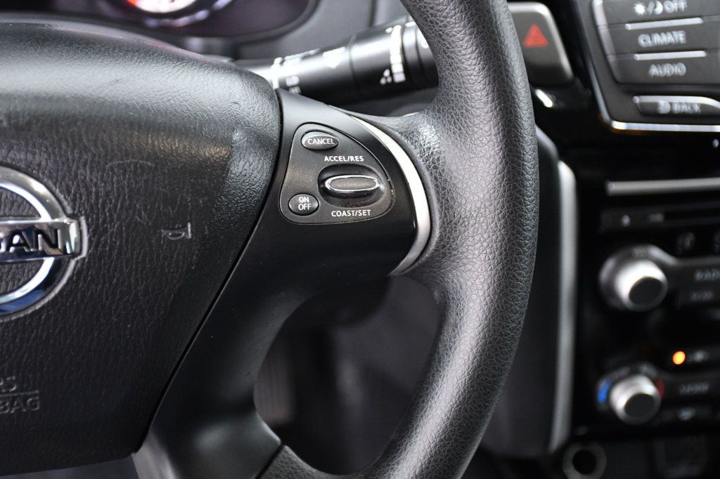 2019 Nissan Pathfinder FWD S - 22961547 - 23