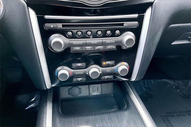 2019 Nissan Pathfinder FWD S - 22972119 - 23