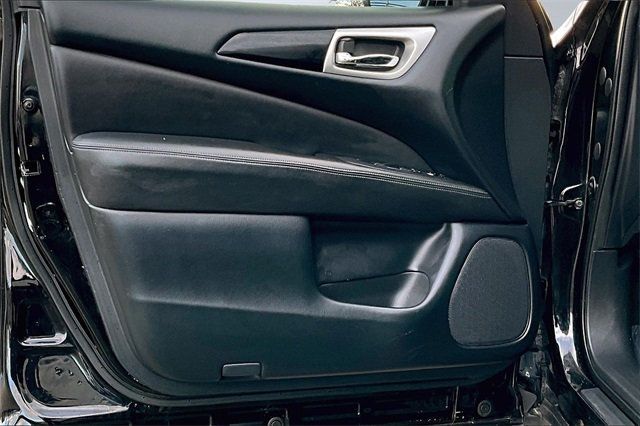 2019 Nissan Pathfinder FWD S - 22972119 - 8