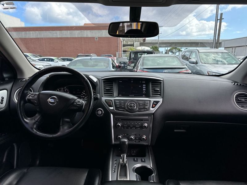 2019 Nissan Pathfinder FWD SL - 23020763 - 13