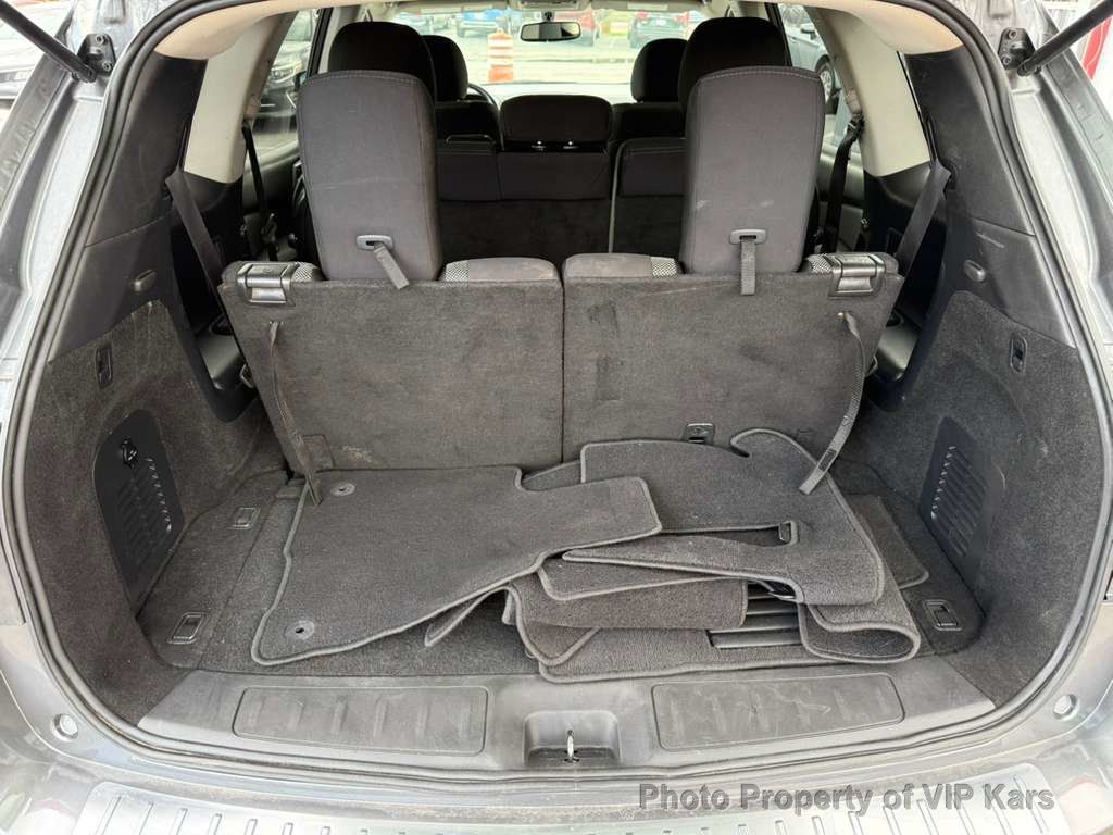 2019 Nissan Pathfinder FWD SV - 22996223 - 16