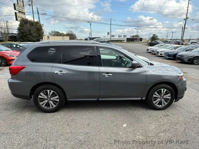 2019 Nissan Pathfinder FWD SV - 22996223 - 3