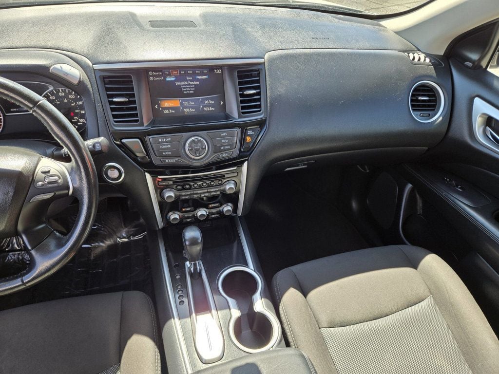 2019 Nissan Pathfinder FWD SV - 22922308 - 10
