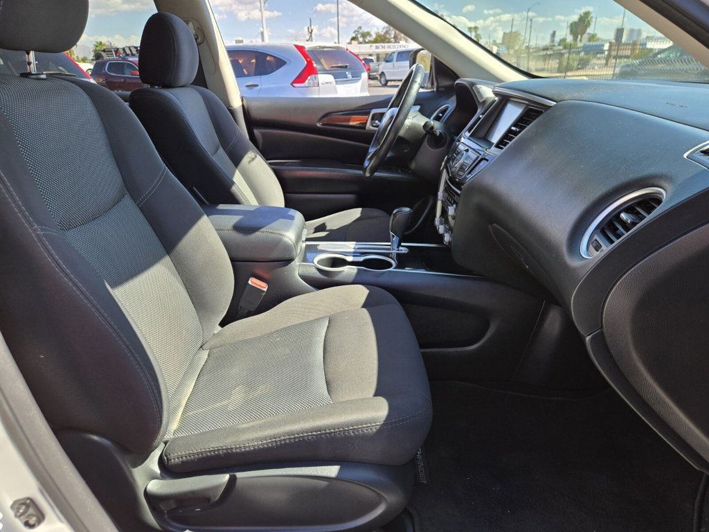 2019 Nissan Pathfinder FWD SV - 22922308 - 13