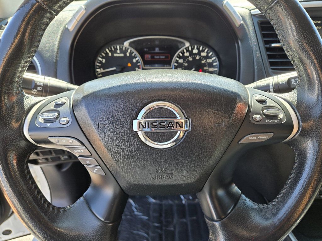 2019 Nissan Pathfinder FWD SV - 22922308 - 16