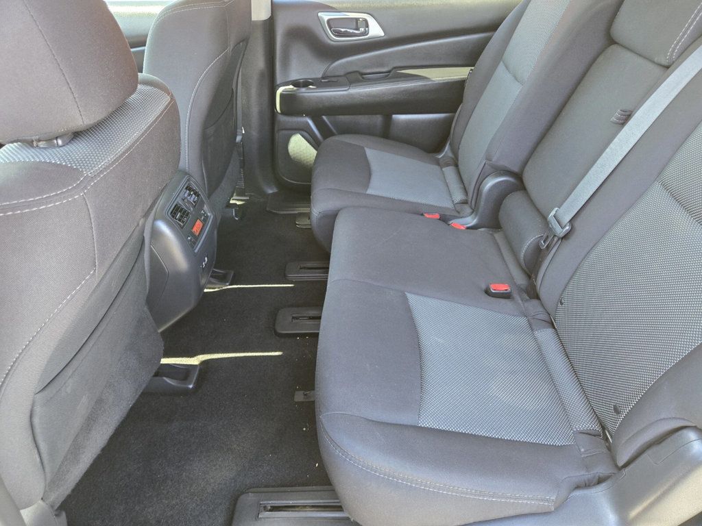 2019 Nissan Pathfinder FWD SV - 22922308 - 7