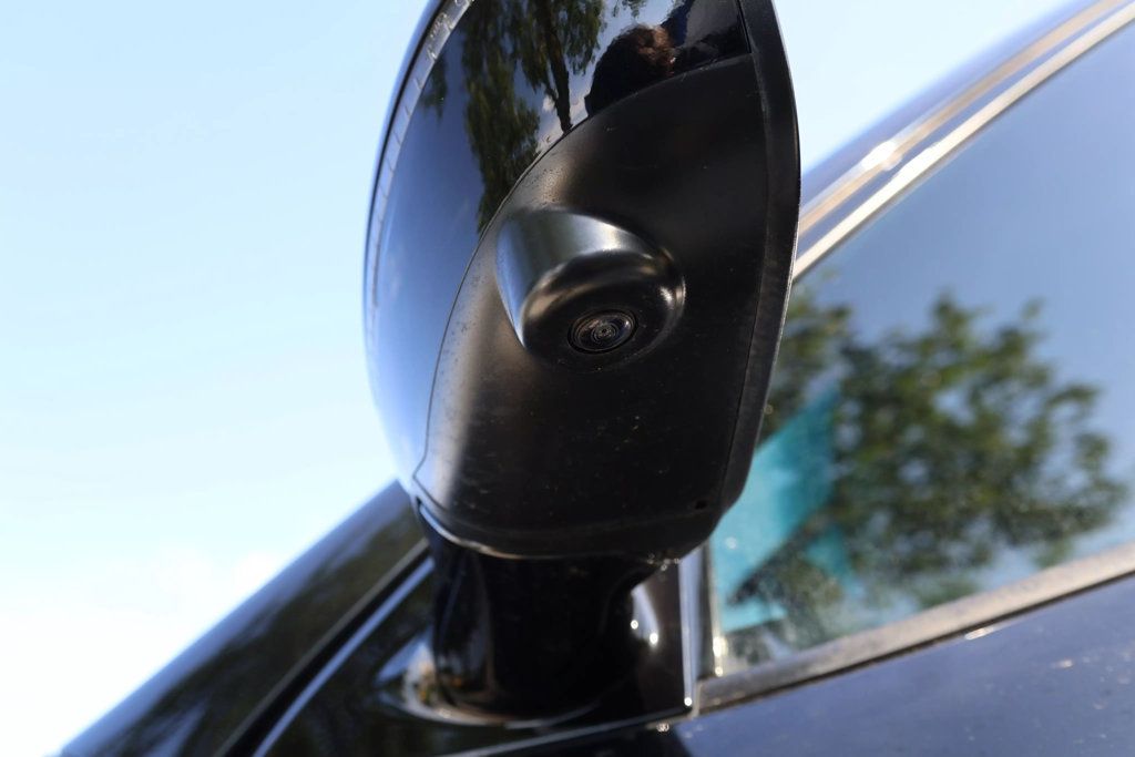 2019 Nissan Pathfinder PLATINUM TRIM, FULLY LOADED, 20" WHEELS, NAVI, BSM, LEATHER!!! - 22809694 - 10