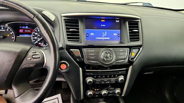2019 Nissan Pathfinder SV 4x4 w/ All Weather Package - 23040016 - 16
