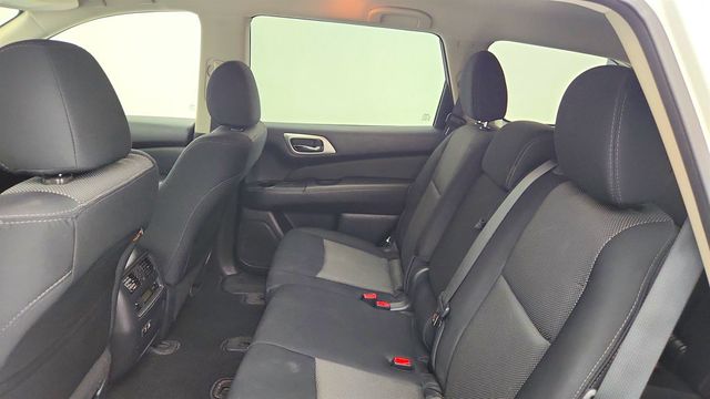 2019 Nissan Pathfinder SV 4x4 w/ All Weather Package - 23040016 - 19