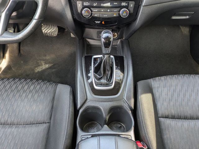 2019 Nissan Rogue  - 22977102 - 18