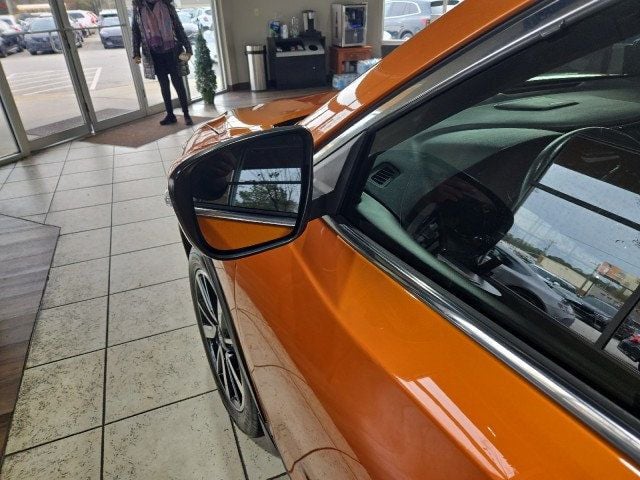 2019 Nissan Rogue AWD S - 22952992 - 8