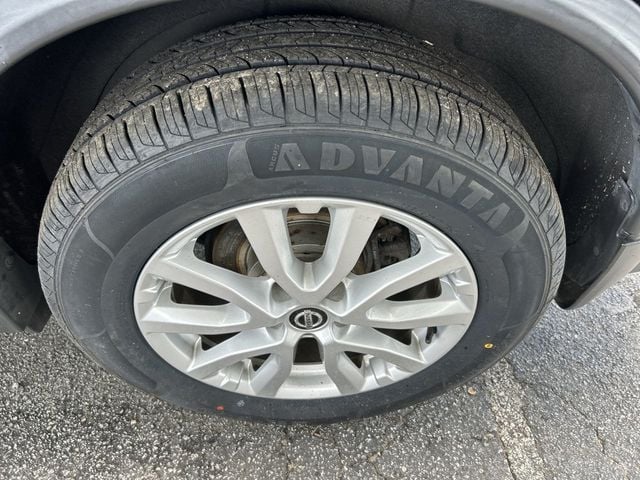 2019 Nissan Rogue AWD S - 23051288 - 9