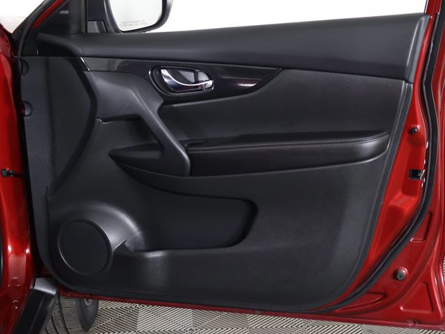 2019 Nissan Rogue AWD SL - 23087277 - 22