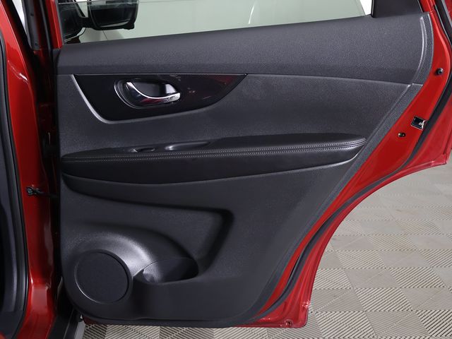 2019 Nissan Rogue AWD SL - 23087277 - 24