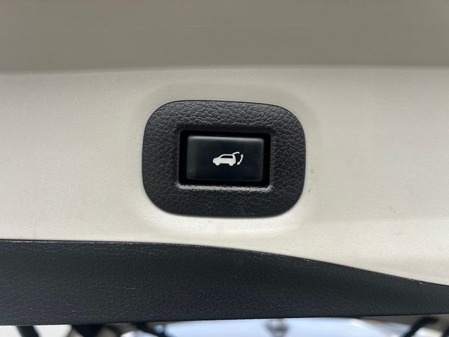 2019 Nissan Rogue AWD SL - 23001442 - 17