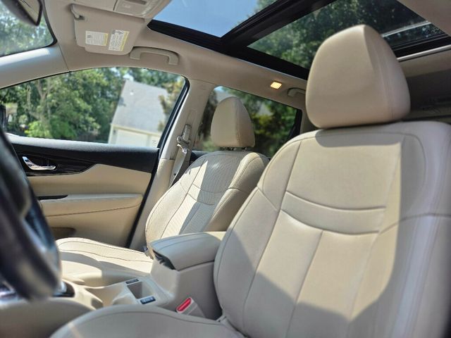2019 Nissan Rogue AWD SL - 23056771 - 10