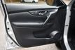 2019 Nissan Rogue AWD SV - 23018713 - 14
