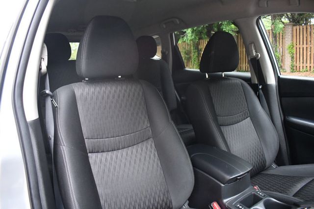 2019 Nissan Rogue AWD SV - 23018713 - 23
