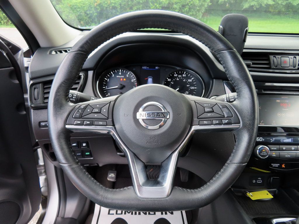 2019 Nissan Rogue SV photo 33