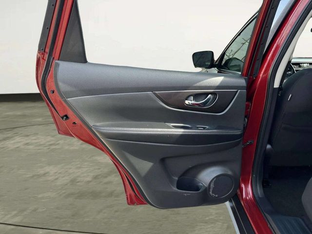 2019 Nissan Rogue AWD SV - 23003907 - 11