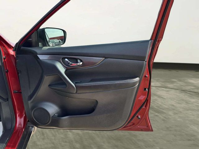 2019 Nissan Rogue AWD SV - 23003907 - 21