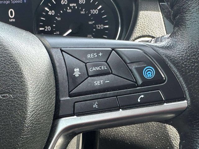 2019 Nissan Rogue AWD SV - 23003907 - 28